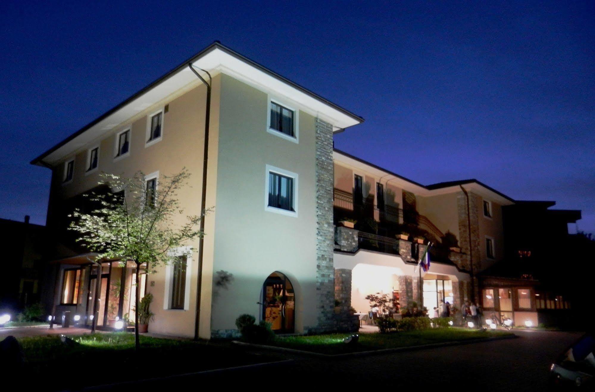 Hotel Santo Stefano Pieve Santo Stefano Buitenkant foto